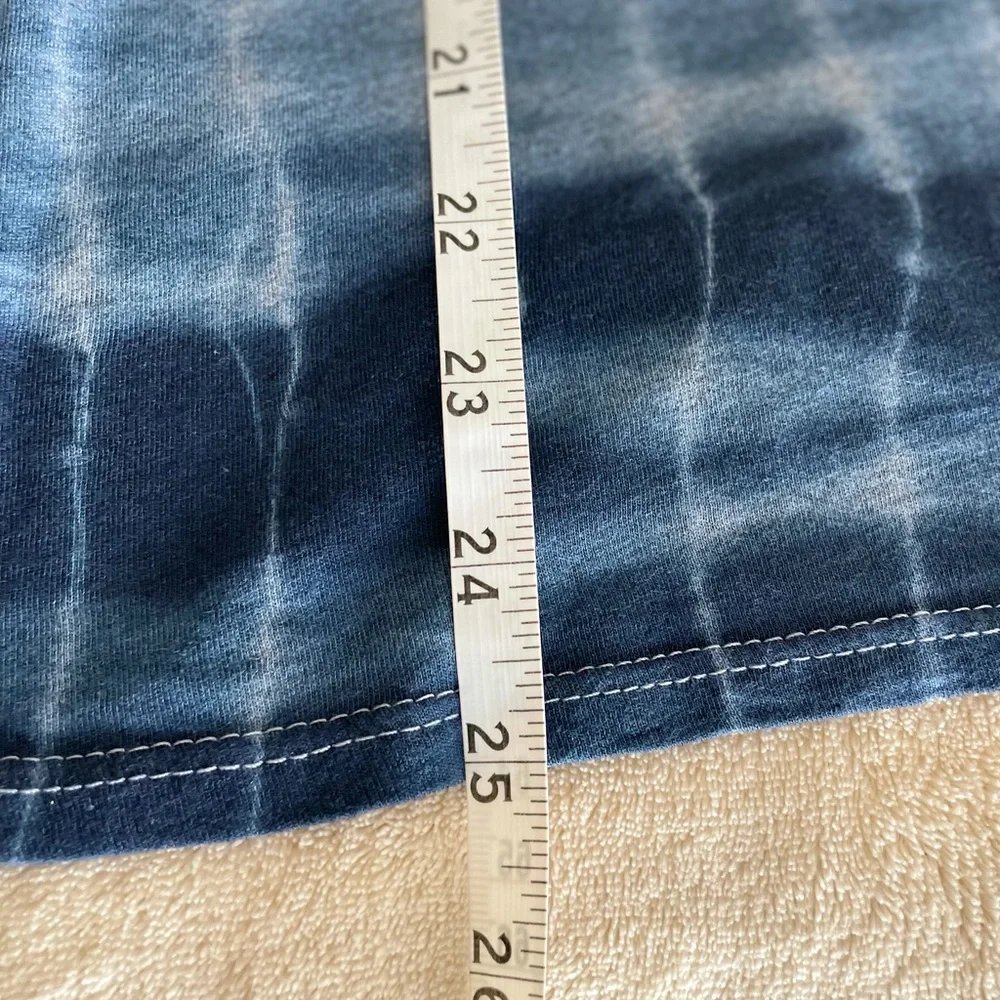 Go Couture Tie Dye Lightweight Cold Shoulder Blouse - Size M - Picture 11 of 12